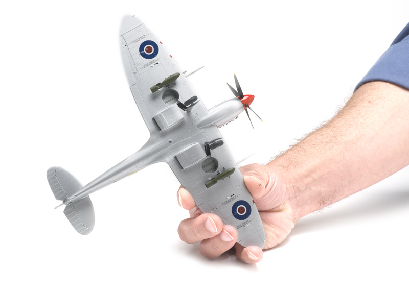 Eduard_Spitfire06