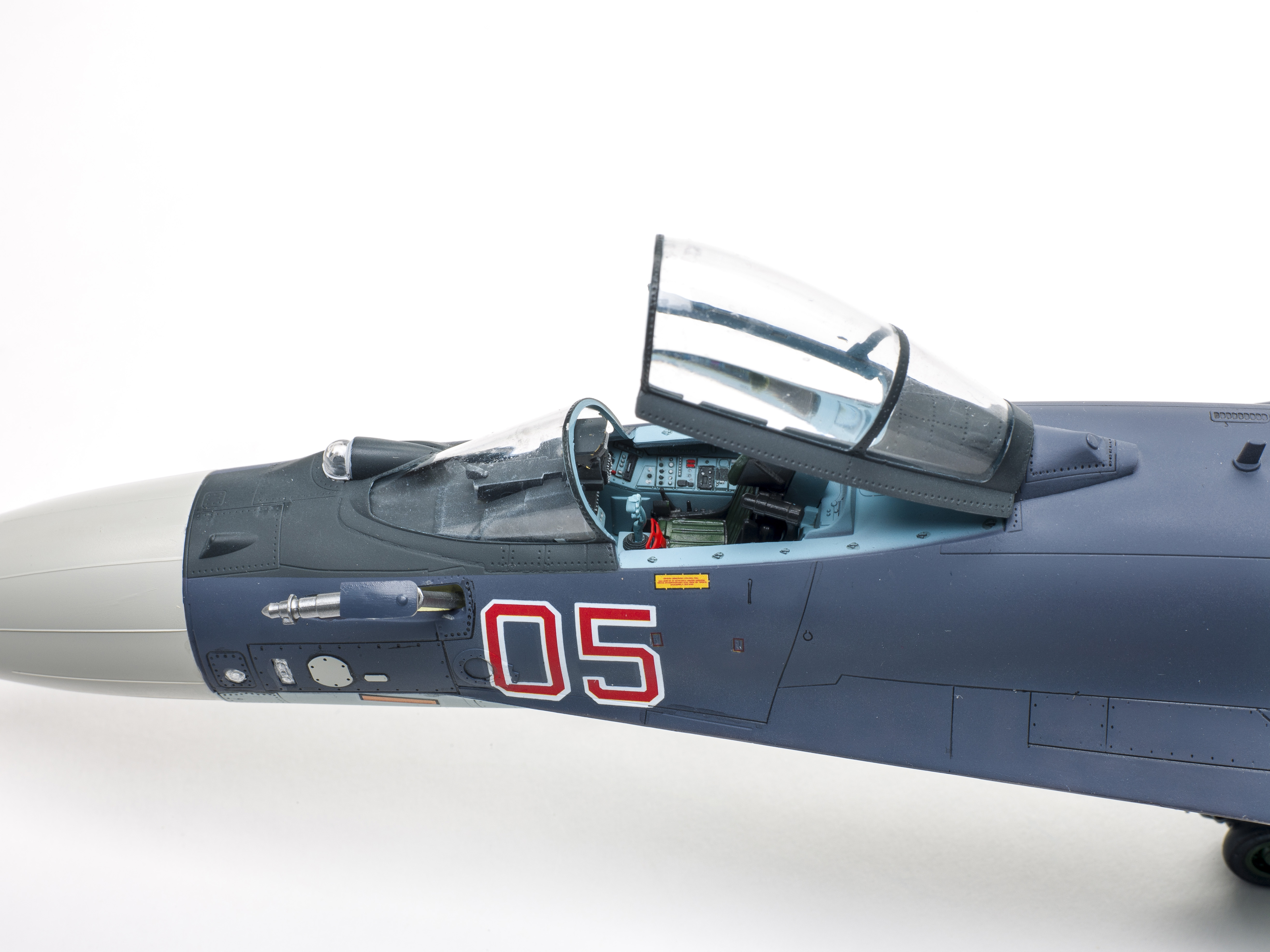 Kitty Hawk Su-35 “Flanker-E” – FineScale Modeler