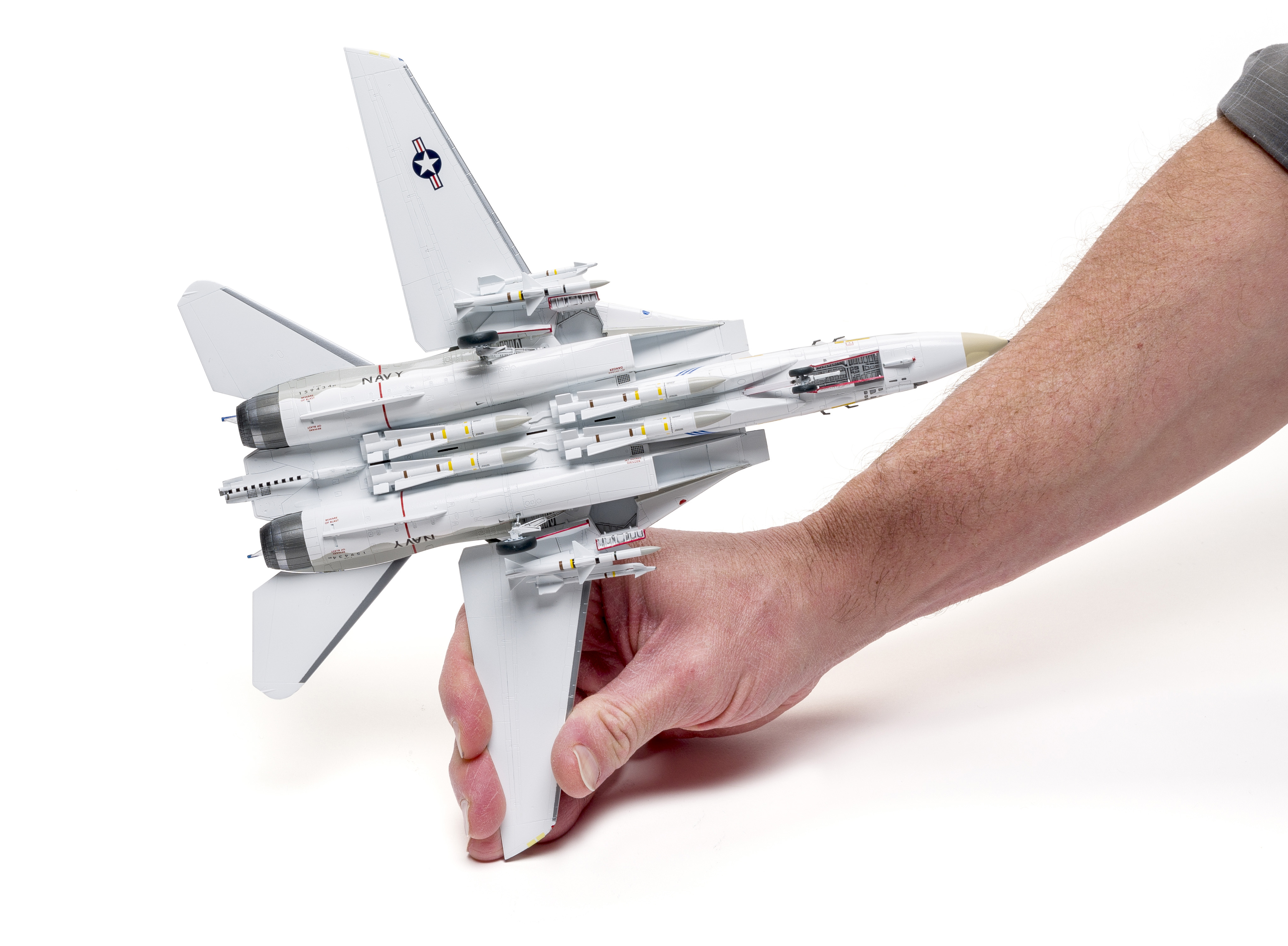 FSMWB0420_Academy_F14A_Tomcat_05