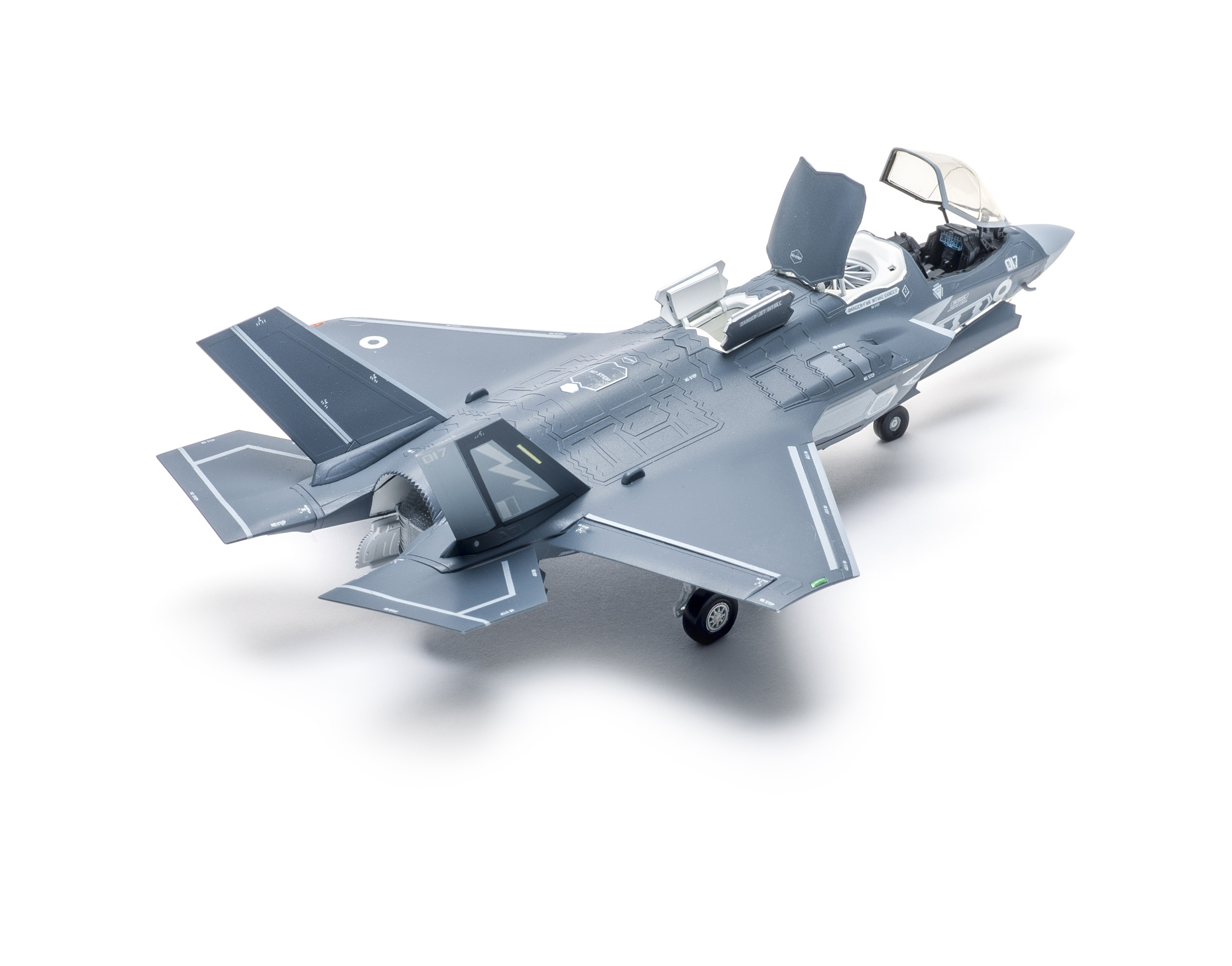 FSMWB0920_Italeri_F35B_05