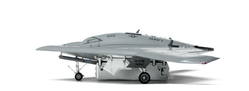 Northrop Grumman X-47b By Italeri # 1421 1/72 | Meses sin interés