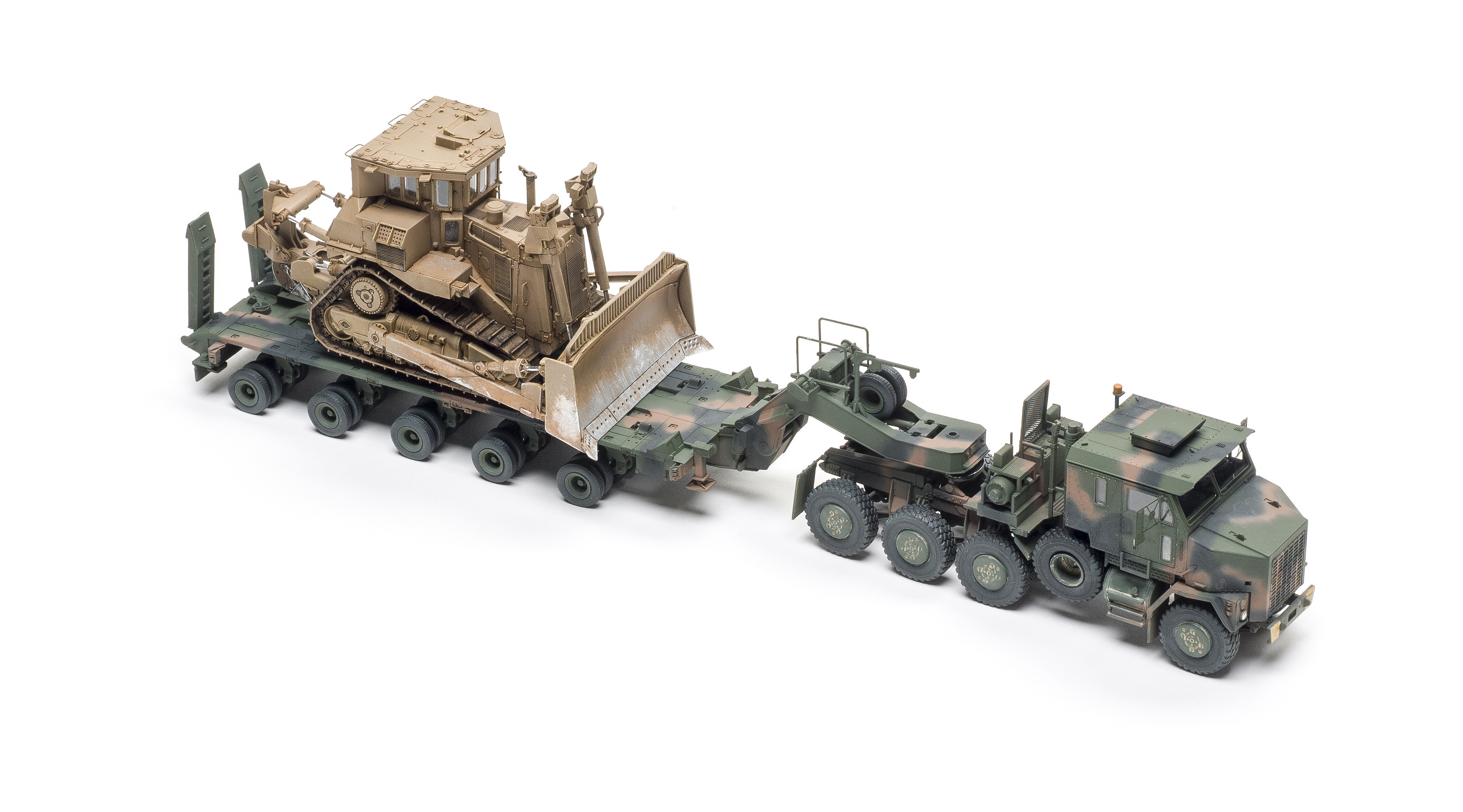 Build review of the Takom M1070 and M1000 transporter with D9R bulldozer  scale model kit