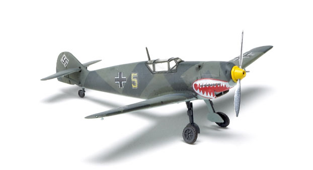 #00271  1/72 AEROPLAST MESSERSCHMITT Bf-109 D LUFTWAFFE & SPANISH AF MARKINGS 