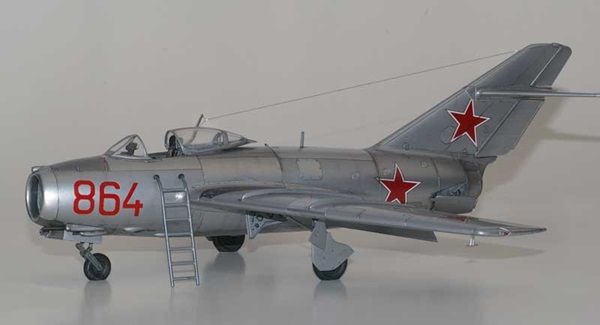tamiya's MiG-15 mike mikolasek