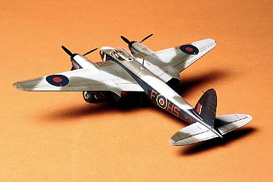 Tamiya 60753 1/72 Aircraft Model Kit RAF De Havilland Mosquito B Mk.IV/PR Mk.IV