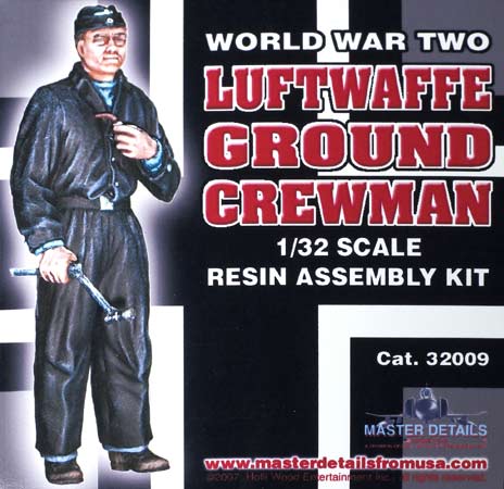 WWII German Luftwaffe ground crewman