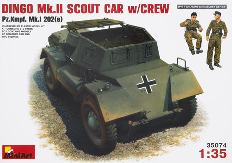 Dingo Mk.II Scout Car with crew PzKmpf. Mk. I 202(e)
