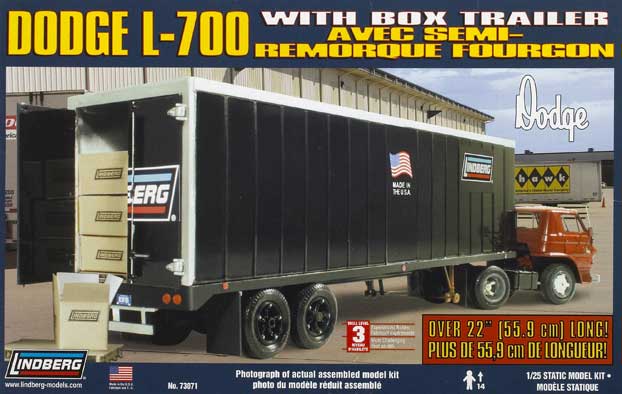 Dodge L-700 with box trailer AVEC semi-remorque fourgon
