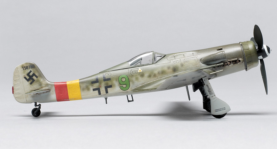 72 scale Ta 152H-1_1