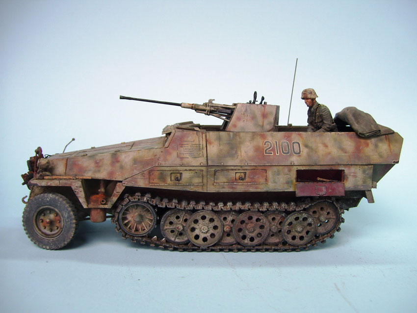 Getting ontrack with a SdKfz 251