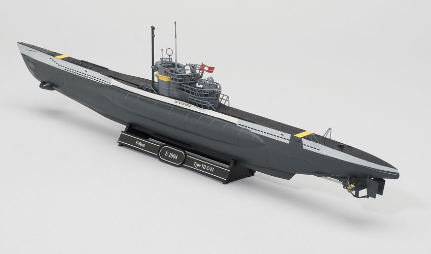 Revell Germany 1/144 scale Type VIIC/41 U-boat