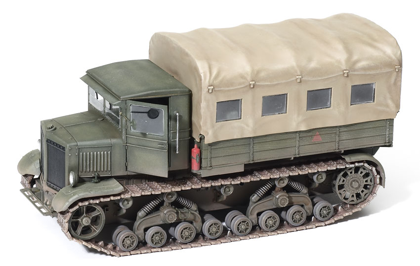 Trumpeter 1/35 scale Russian Voroshilovets Tractor