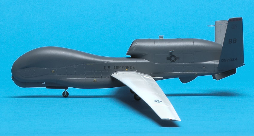 MRC/Platz 1/72 scale RQ-4B Global Hawk