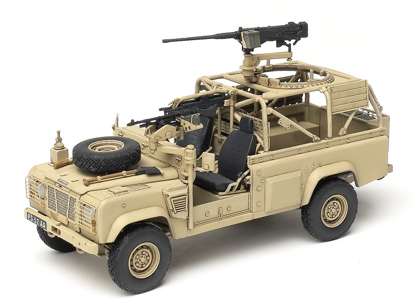 HobbyBoss 1/35 scale Land Rover Defender Wolf WMIK