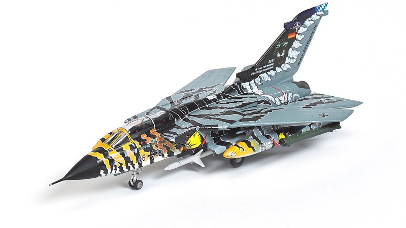 FSM-WB0214_RevellTornado_02