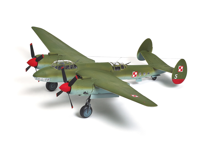 Xuntong 1/48 scale Tupolev Tu-2S