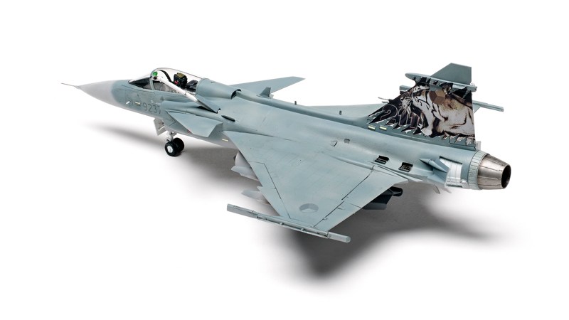 FSM-WB0314_KittyHawk_SaabGripen_04