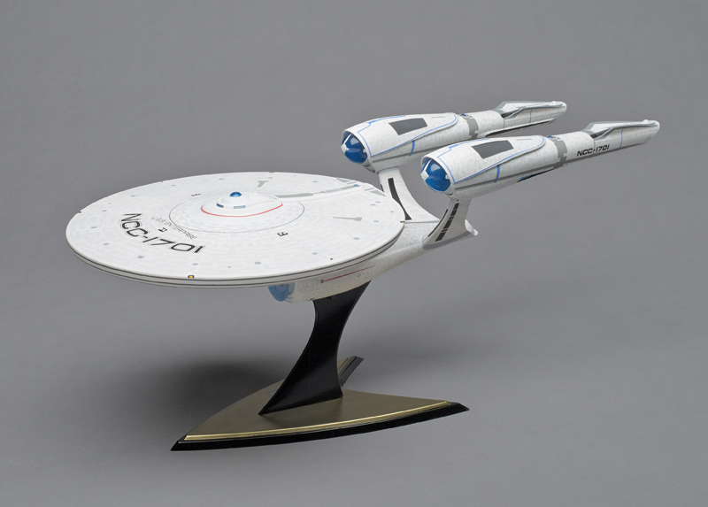 Revell Germany 1/500 scale “Star Trek Into Darkness” USS Enterprise