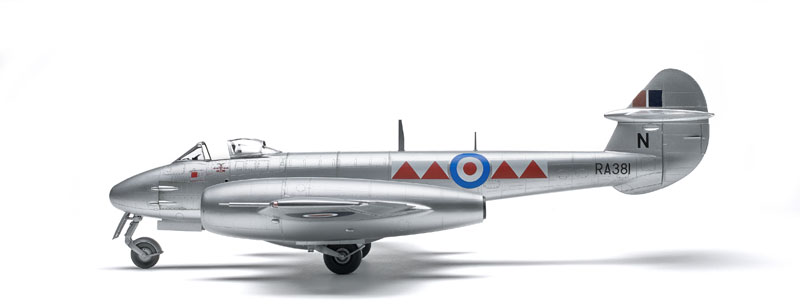HK Models 1/32 scale Gloster Meteor F.4