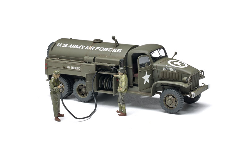 Tamiya 1/48 scale U.S. 2 1/2-ton 6×6 airfield fuel truck