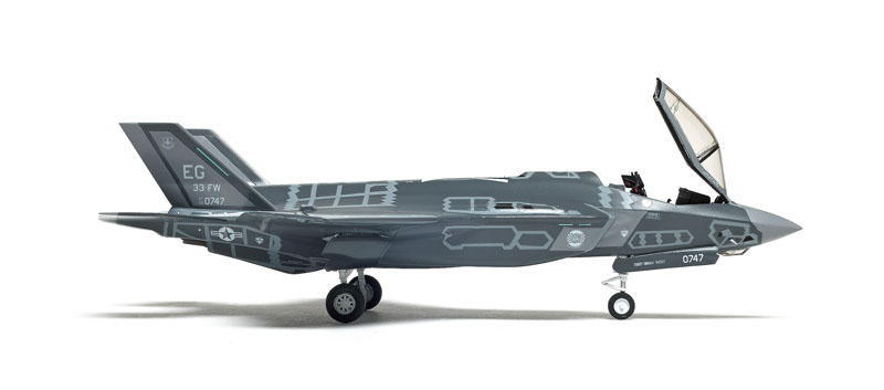 Hasegawa 1/72 scale F-35A Lightning II