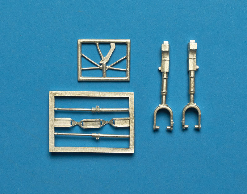 IAR-81C landing gear for Azur Frrom