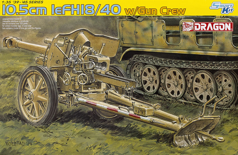10.cm IeFH18/40 with gun crew