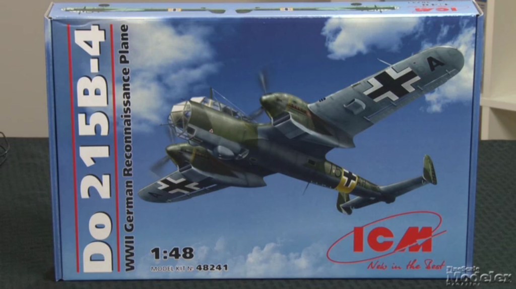 ICM Dornier Do 215, Kinetic P-47D, Lindberg early aircraft, Acrylicos Vallejo acrylic paint sets