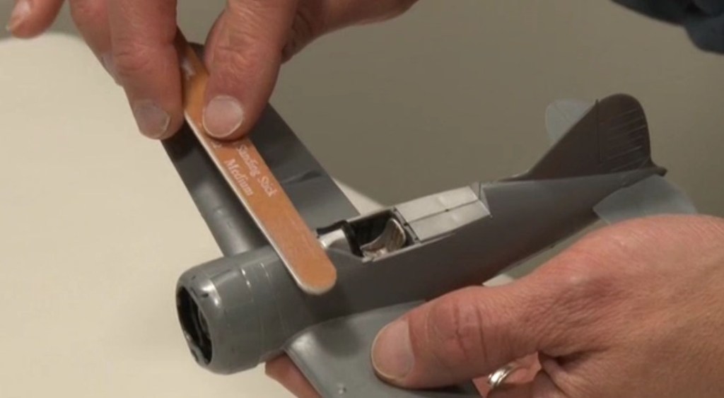 FSM Basics – Sandpaper and sanding tools