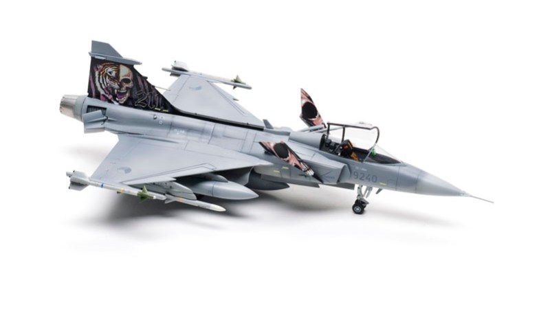 FSM-WB0915_Revell_Gripen_02