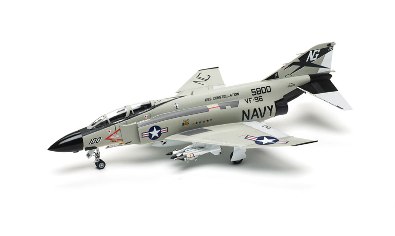 Academy 1/72 scale F-4J Phantom