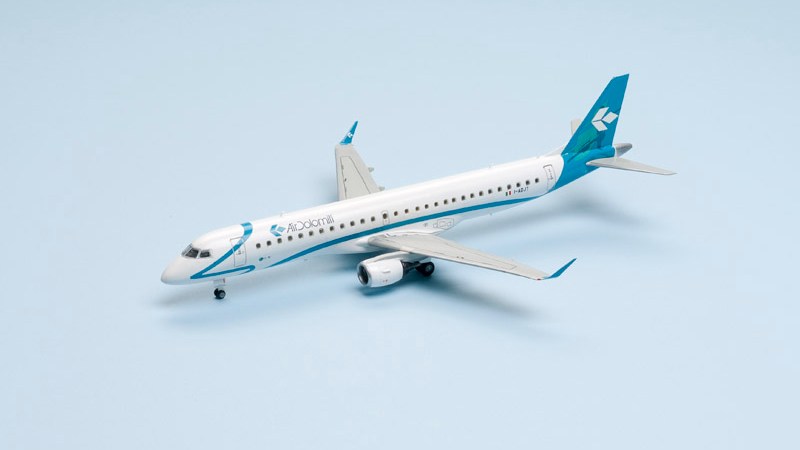 FSMWB0217_Revell_E195_01