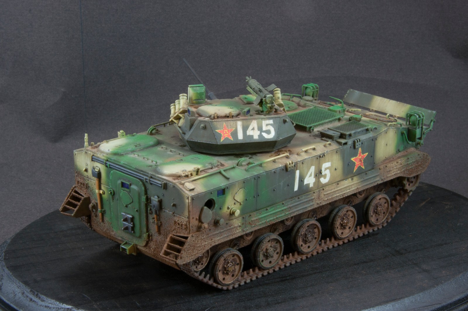 ZLC2000paintjob_FineScaleModeler02