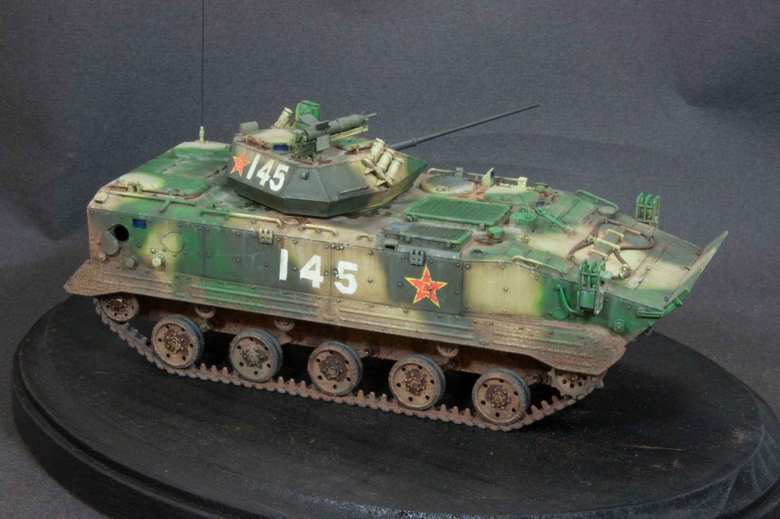ZLC2000paintjob_FineScaleModeler03