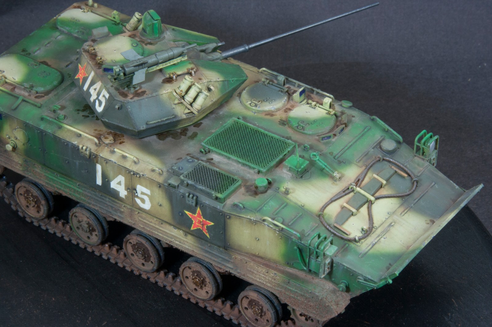 ZLC2000paintjob_FineScaleModeler05
