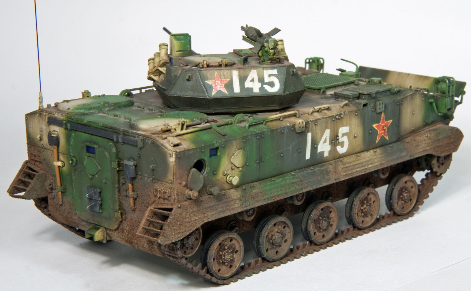 ZLC2000paintjob_FineScaleModeler11