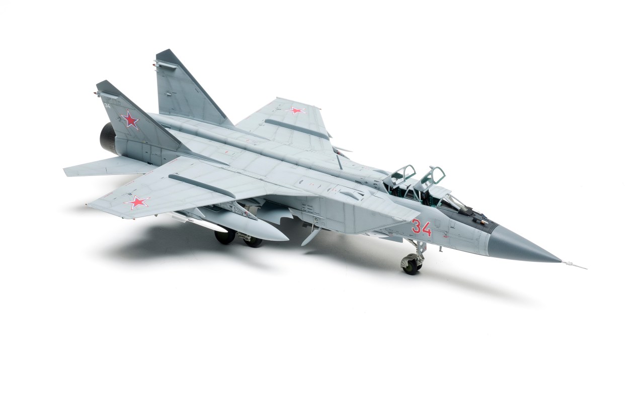 Trumpeter MiG-31B/BM “Foxhound”