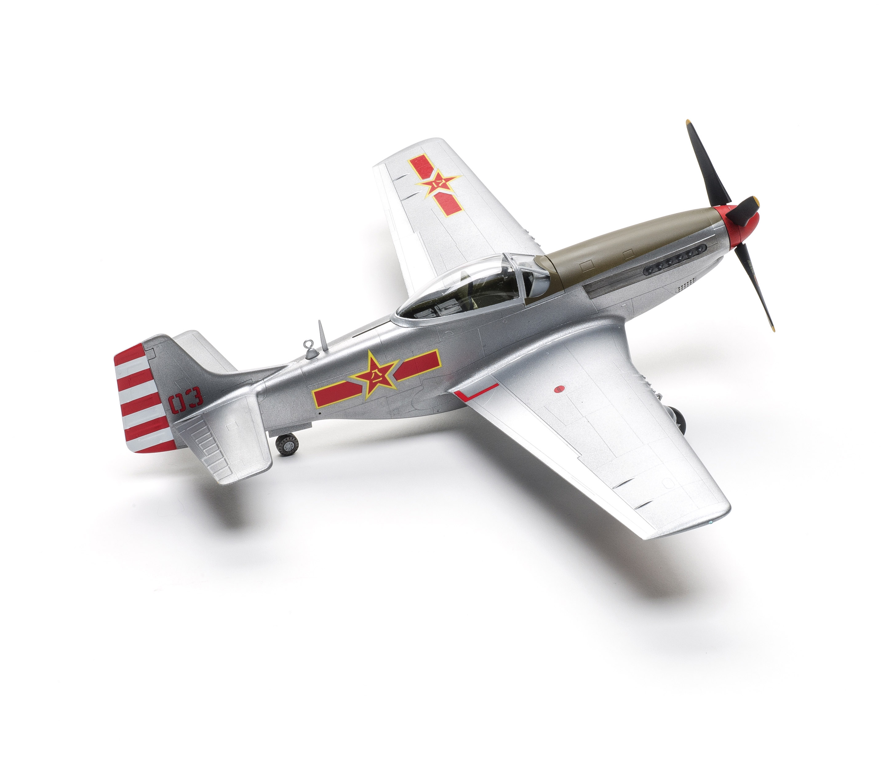 FSMWB1217_HobbyBoss_P51D_Mustang_04