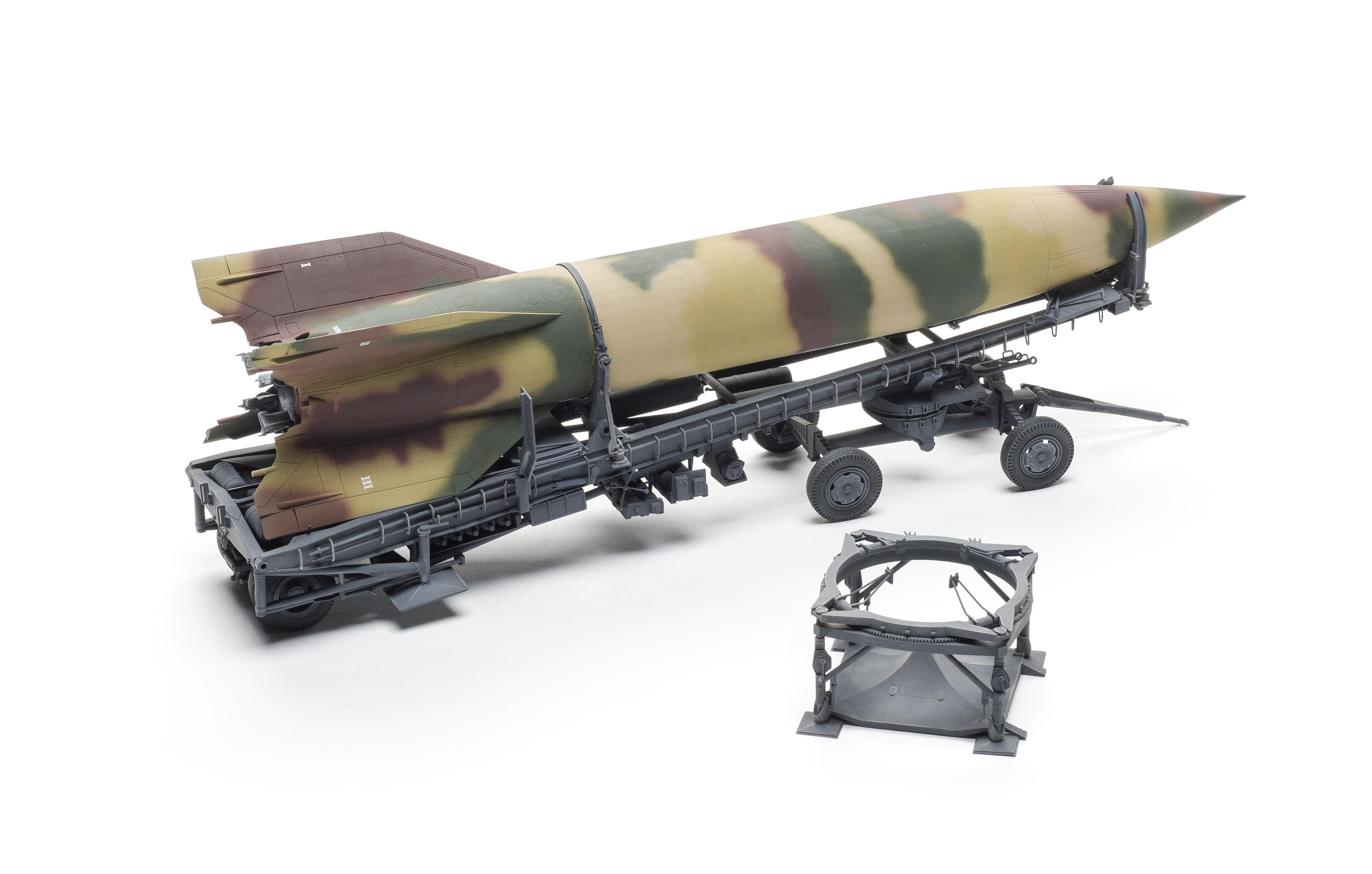 FSMWB1217_Takom_V2_Launcher_07