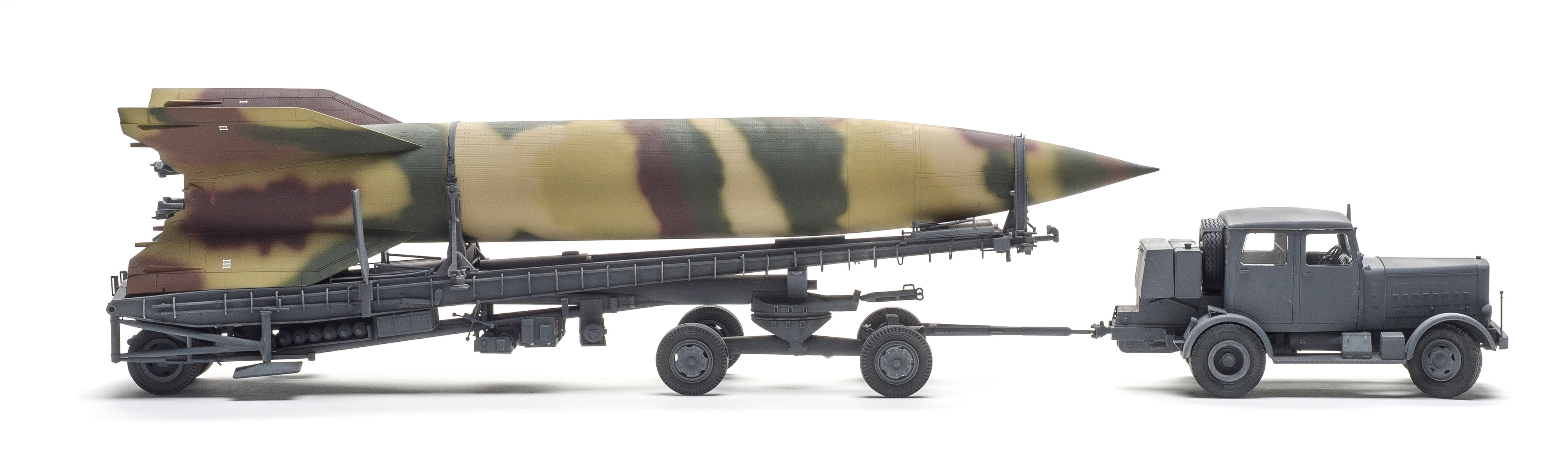 FSMWB1217_Takom_V2_Launcher_08