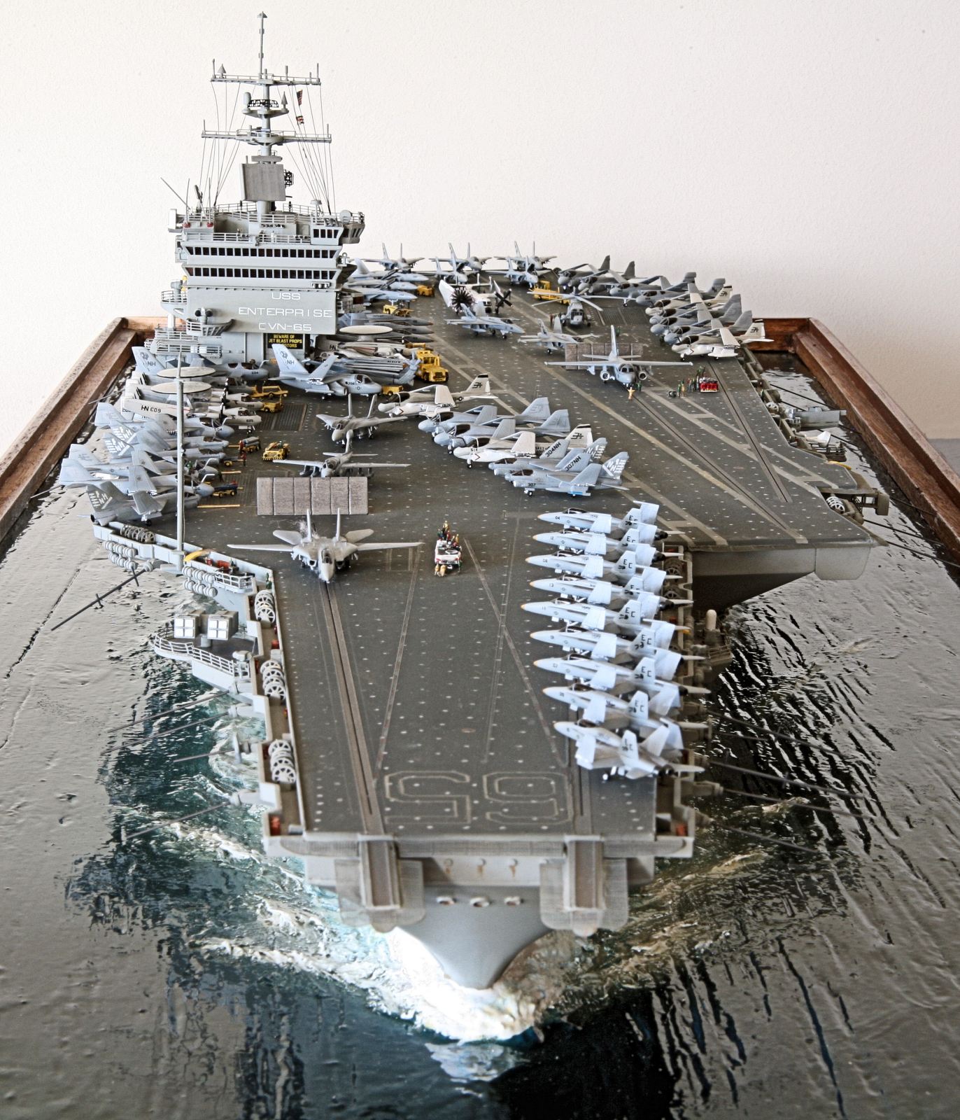 FSM_USS_Enterprise_13