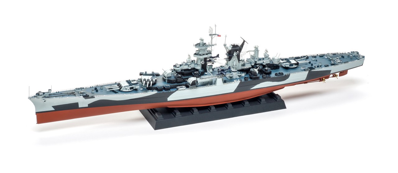 HobbyBoss USS Alaska