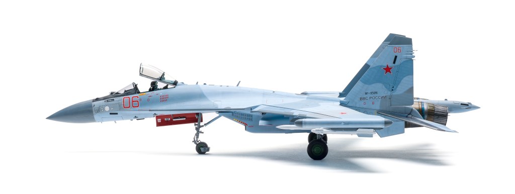 FSMWB1218_GWH_Su35_Flanker_01