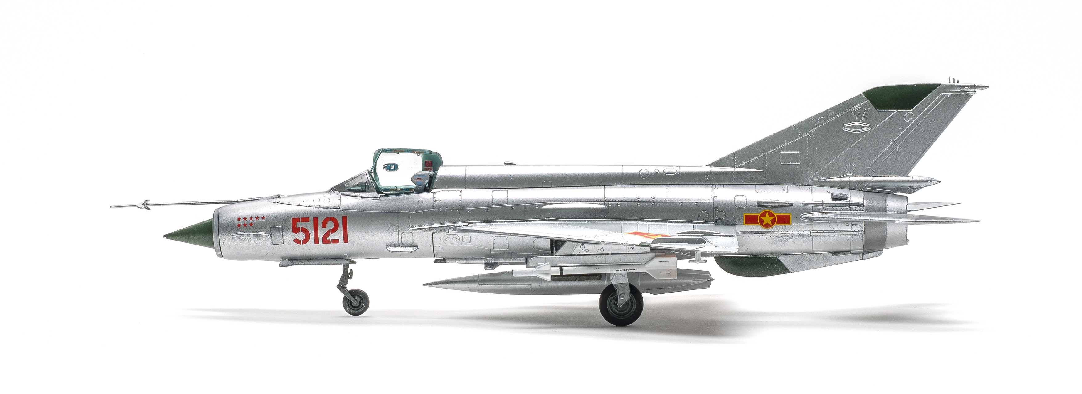 FSMWB0519_Eduard_Mig21_06
