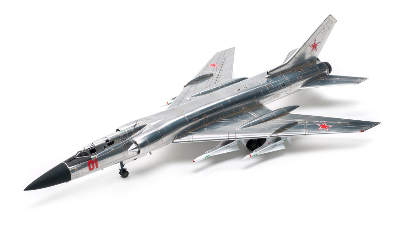 Trumpeter Tupolev Tu-128M “Fiddler”