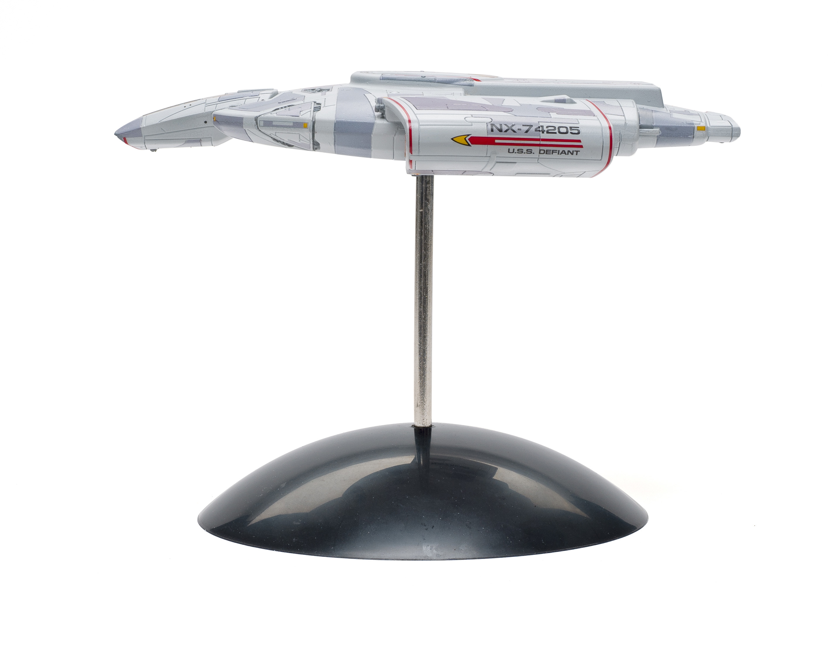 FSMWB0719_PolarLights_USSDefiant_06