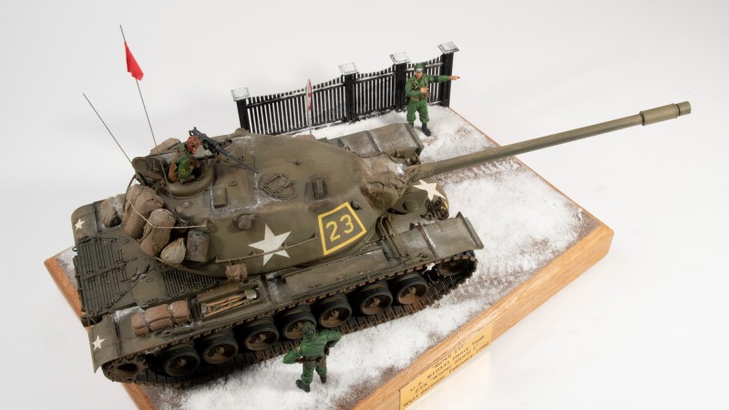 42FSMAM1019_01