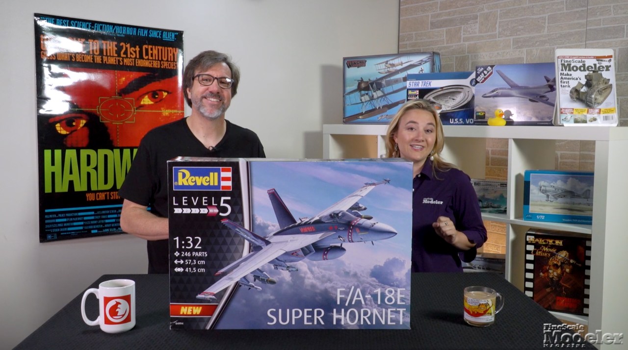 Revell’s Super Hornet, AFV Club’s M1 Howitzer, IBG’s Crusader, Revell’s Porsche 928, & Wingnut Wings’ Gotha G.1