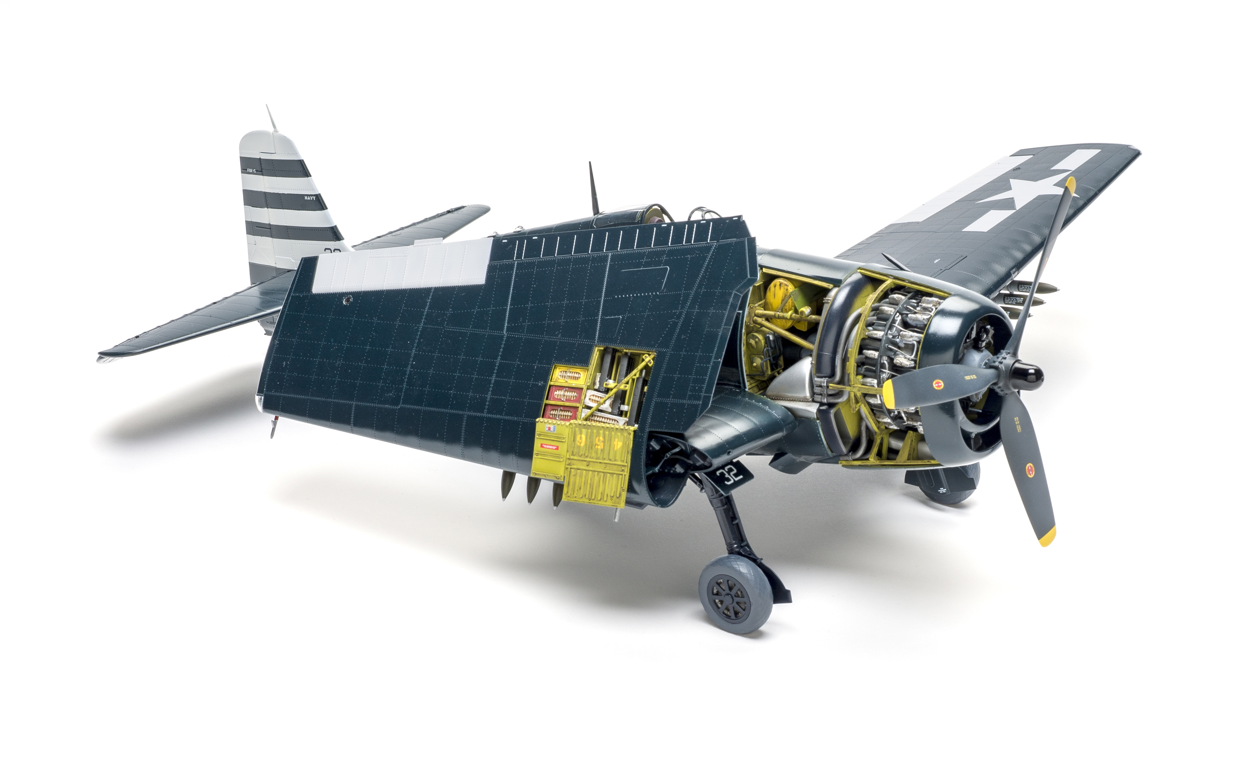 AIRFIX 1:24 F6F-5 ヘルキャット（Hellcat） Airfix Grumman F6F-5 Hellcat – FineScale Modeler