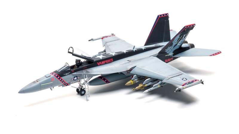 FSMWB0220_Revell_FA18_Super_Hornet_01